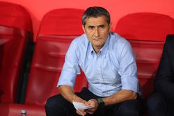 "Athletic announced the extension of the contract with head coach Ernesto Valverde