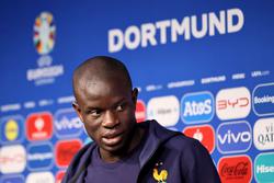N'Golo Kante: "I'm not thinking about moving to another club yet"