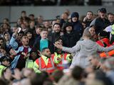 «Вест Хэм» пожизненно запретит 200 болельщикам посещать матчи команды за беспорядки в игре с «Челси»
