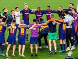 Руководство «Барселоны» сделало своим игрокам чемпионский коридор (ВИДЕО)
