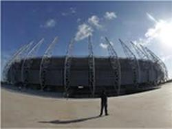 Стадион ЧМ-2014 строили зэки из б/у материалов