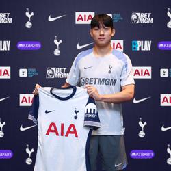 "Tottenham verkündet offiziell die Verpflichtung des 18-jährigen südkoreanischen Nationalspielers