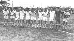 фото Динамо Киев, которое играло в 1963 году на Кубе в Камагуэйе товарищеский матч с молодёжной сборной Кубы