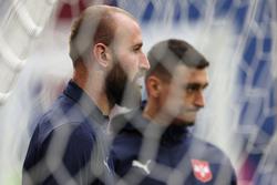 Serbiens Torhüter prügelte sich mit einem Fan in einer Münchner Bar vor dem Euro 2024-Spiel gegen Dänemark