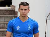 Дмитрий Хльобас: «Не думаю, что я в «Динамо» вообще бы заиграл... Нужно, чтобы давали шансы, наигрывали, обучали...»