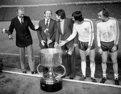 6 жовтня. У 1975-му році «Динамо» стало володарями Суперкубка УЄФА! (ВІДЕО)