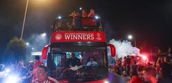 "Olympiacos" gewann den ersten Europapokal in der Geschichte Griechenlands