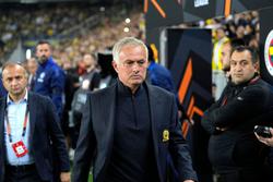 José Mourinho został zdyskwalifikowany na cztery mecze za rasizm i obrażanie sędziego