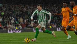 Chelsea is interested in Betis winger"