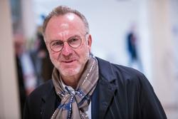 Rummenigge: "Zawodnicy i ich agenci ponoszą winę za wzrost liczby meczów"