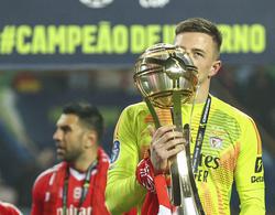 Trubin emotionally reacted to winning his first trophy with Benfica