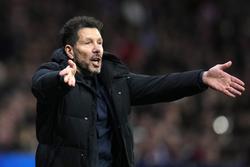 Simeone: "I have never seen VAR review a shot in a penalty shootout"